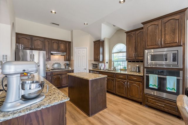 312 Equine Lane, Celina, TX 75009
