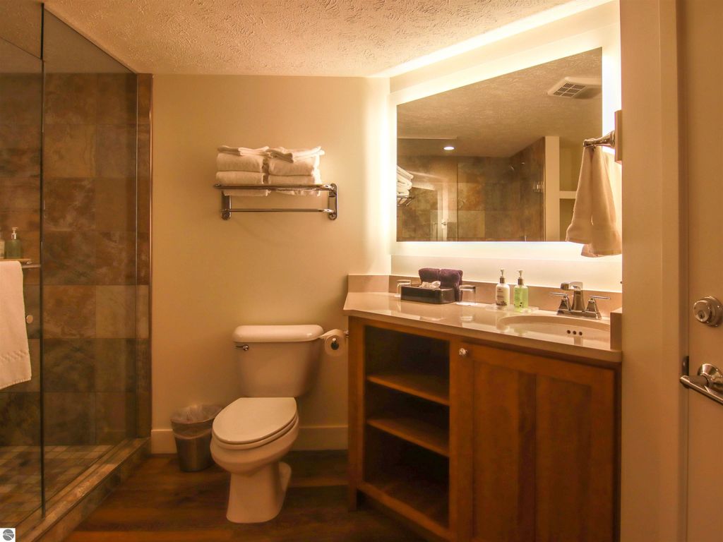 Image 4 of property listing at 12400-Unit 176 Crystal Mountain Drive # 176, Thompsonville, MI 49683