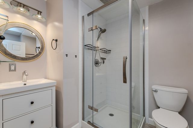 603 Glendale Rd, Wilbraham, MA 01095