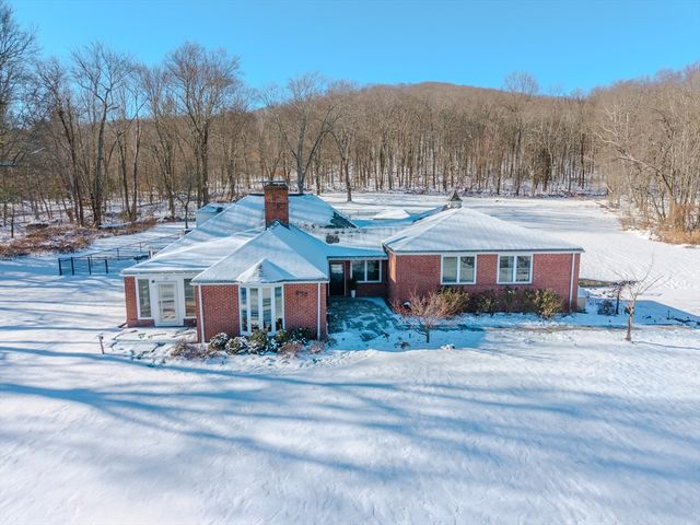 603 Glendale Rd, Wilbraham, MA 01095