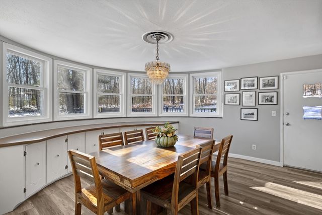 603 Glendale Rd, Wilbraham, MA 01095