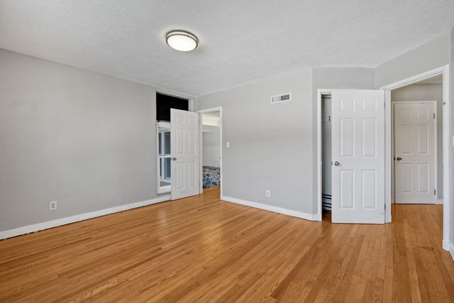 603 Glendale Rd, Wilbraham, MA 01095