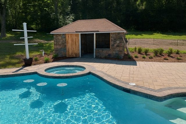 603 Glendale Rd, Wilbraham, MA 01095