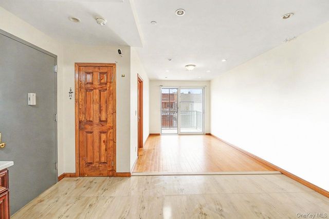 57-50 Granger St SW 3A, Corona, NY 11368