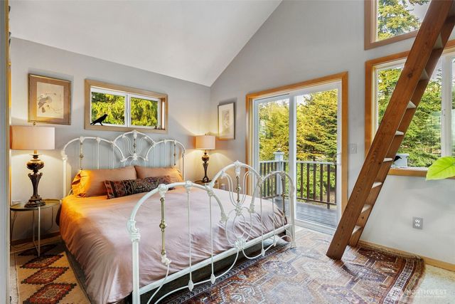 223 Huckleberry Place, Port Townsend, WA 98368