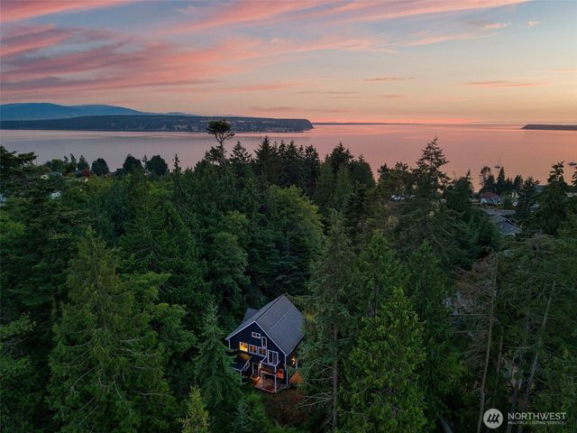 223 Huckleberry Place, Port Townsend, WA 98368