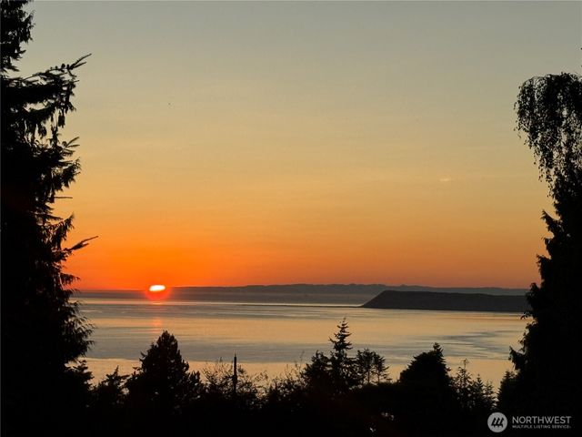 223 Huckleberry Place, Port Townsend, WA 98368