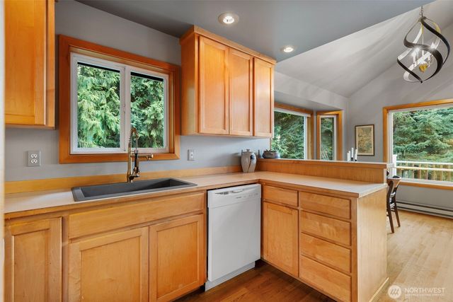 223 Huckleberry Place, Port Townsend, WA 98368