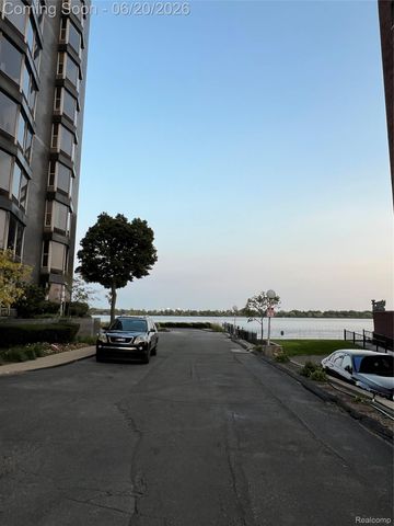 8200 E Jefferson Avenue 1509, Detroit, MI 48214