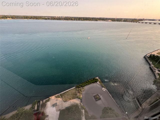 8200 E Jefferson Avenue 1509, Detroit, MI 48214