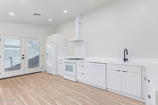 1402 E PIERCE Street MH, Phoenix, AZ 85006