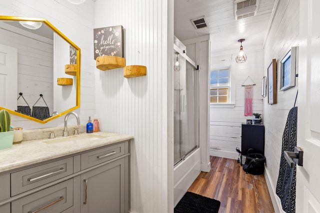 1604 Center Street, Bonham, TX 75418