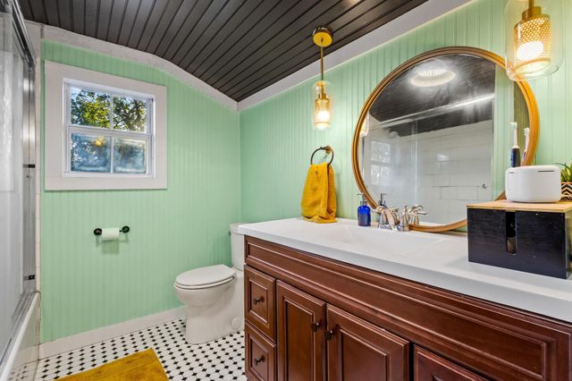 1604 Center Street, Bonham, TX 75418