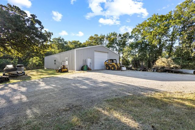 1604 Center Street, Bonham, TX 75418