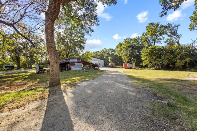 1604 Center Street, Bonham, TX 75418