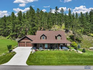 520 MAJOR LAKE DR, Hill City, SD 57745