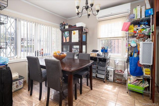 4724 168th Street, Flushing, NY 11358