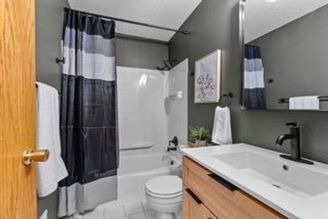 3657 Falcon Way, Eagan, MN 55123