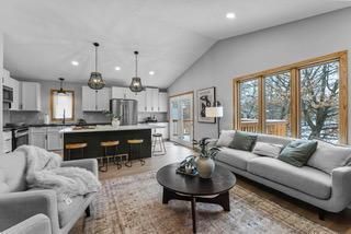 3657 Falcon Way, Eagan, MN 55123