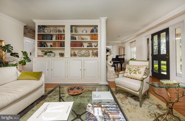 5447 CARVERSVILLE RD, Doylestown, PA 18902