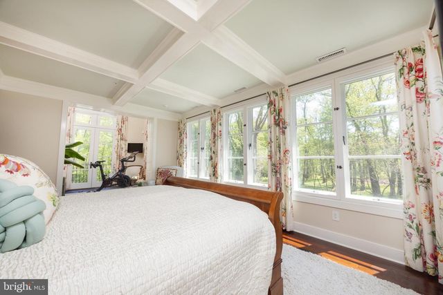 5447 CARVERSVILLE RD, Doylestown, PA 18902