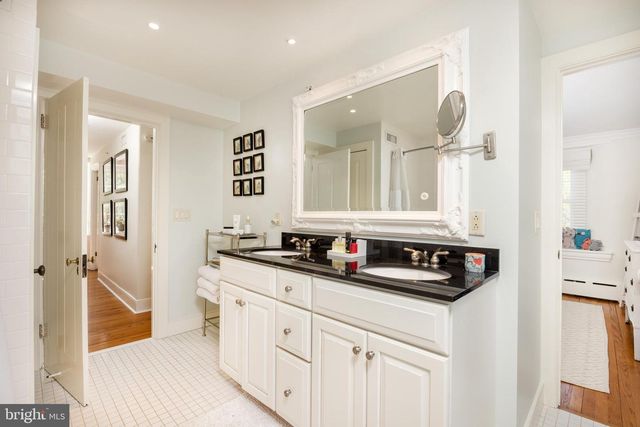 5447 CARVERSVILLE RD, Doylestown, PA 18902