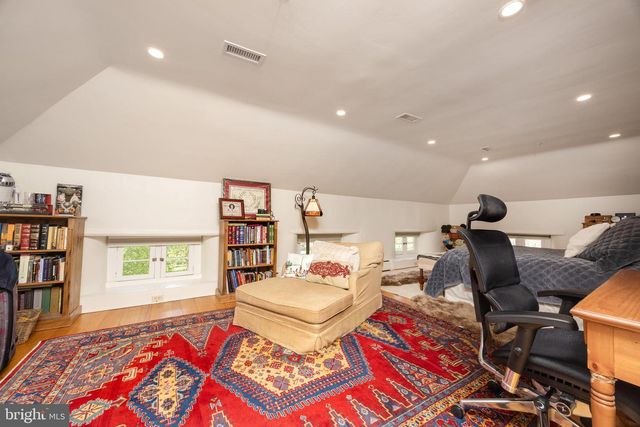 5447 CARVERSVILLE RD, Doylestown, PA 18902