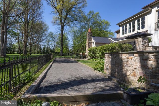 5447 CARVERSVILLE RD, Doylestown, PA 18902