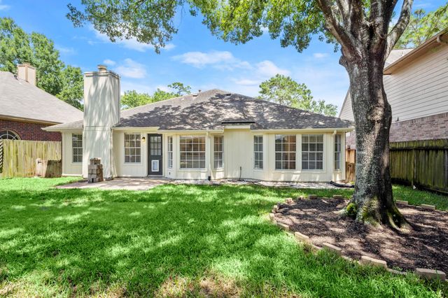 16014 Lakestone Drive, Tomball, TX 77377
