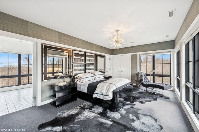 126 W 625 N, Valparaiso, IN 46385