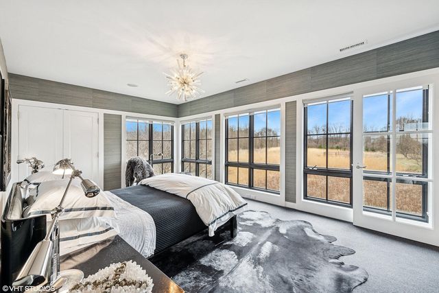 126 W 625 N, Valparaiso, IN 46385