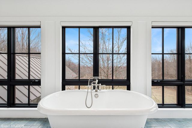 126 W 625 N, Valparaiso, IN 46385