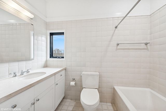126 W 625 N, Valparaiso, IN 46385