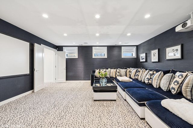 126 W 625 N, Valparaiso, IN 46385