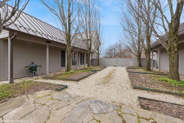 126 W 625 N, Valparaiso, IN 46385