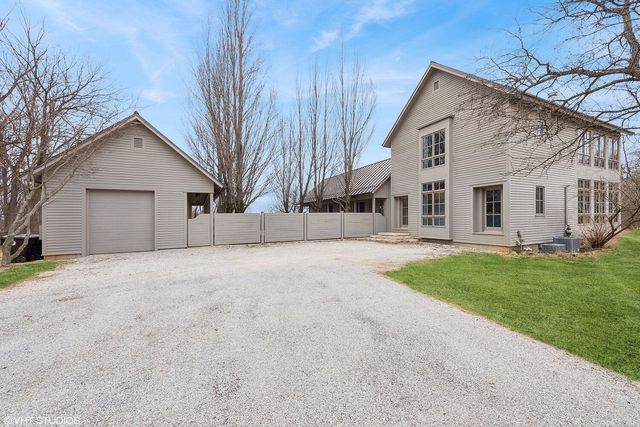 126 W 625 N, Valparaiso, IN 46385