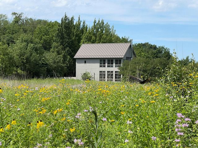 126 W 625 N, Valparaiso, IN 46385