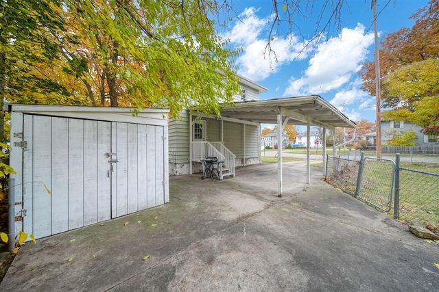 920 Wildwood Avenue, Jackson, MI 49202