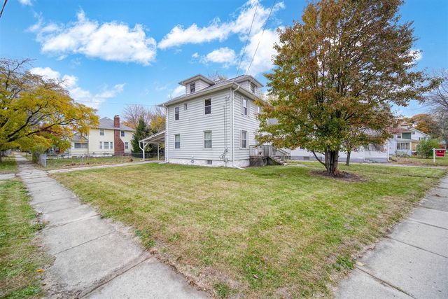 920 Wildwood Avenue, Jackson, MI 49202