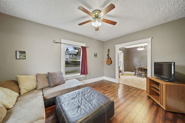 920 Wildwood Avenue, Jackson, MI 49202