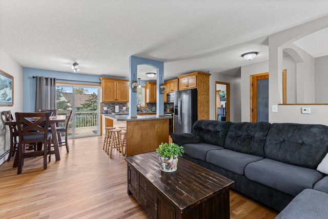 901 Whiskey Road NW, Isanti, MN 55040