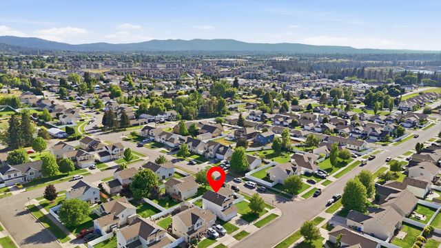 17406 E Knox Ave, Spokane Valley, WA 99016