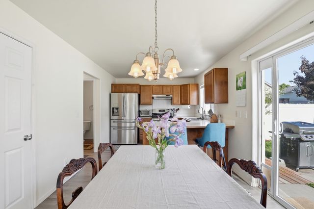 17406 E Knox Ave, Spokane Valley, WA 99016