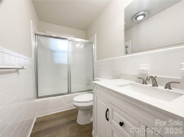 207 Gleneagles Road E, Statesville, NC 28625