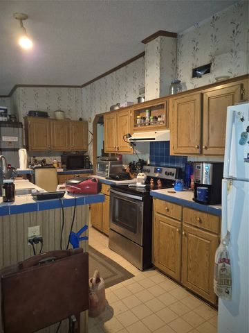 17754 C. R. 4052, Kemp, TX 75143