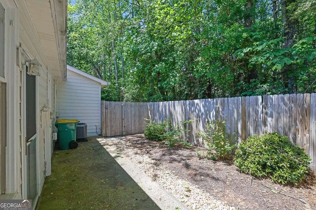 142 Victoria Way, Roswell, GA 30075