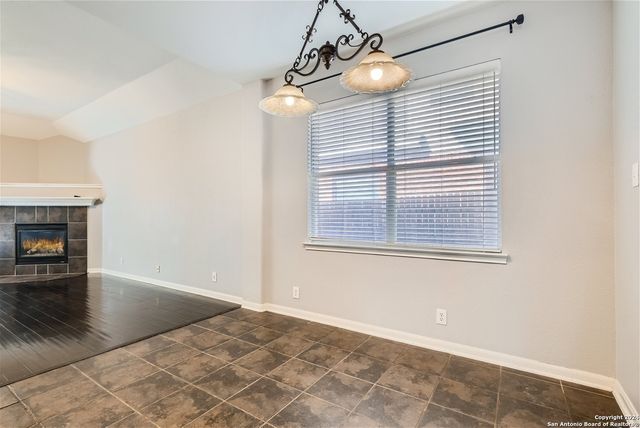 1754 Heavens Peak, San Antonio, TX 78258
