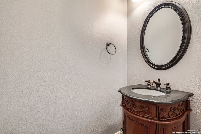 1754 Heavens Peak, San Antonio, TX 78258
