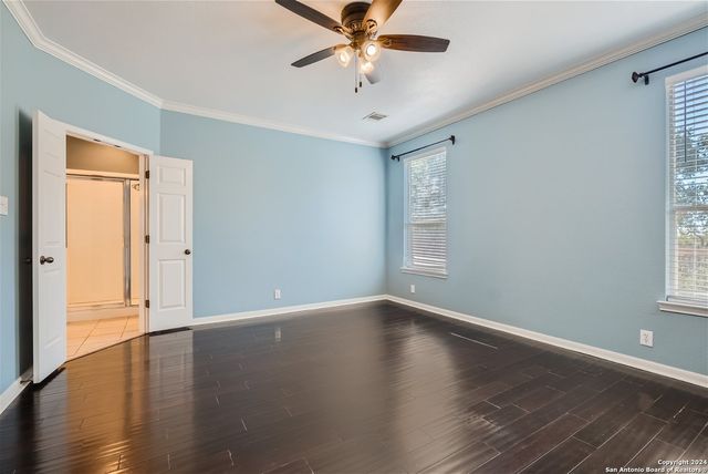 1754 Heavens Peak, San Antonio, TX 78258