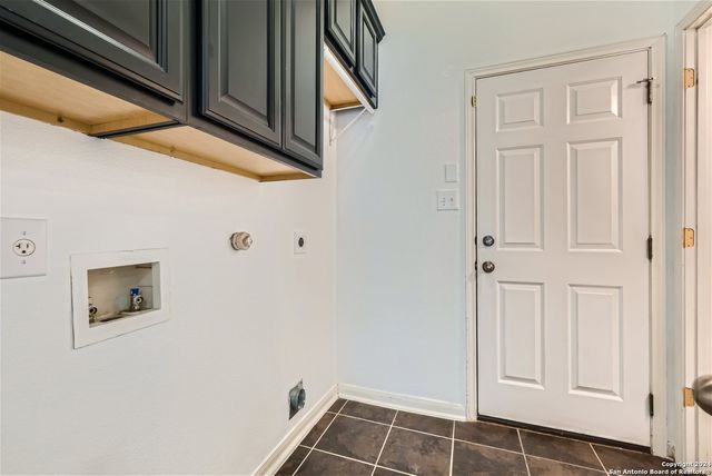 1754 Heavens Peak, San Antonio, TX 78258